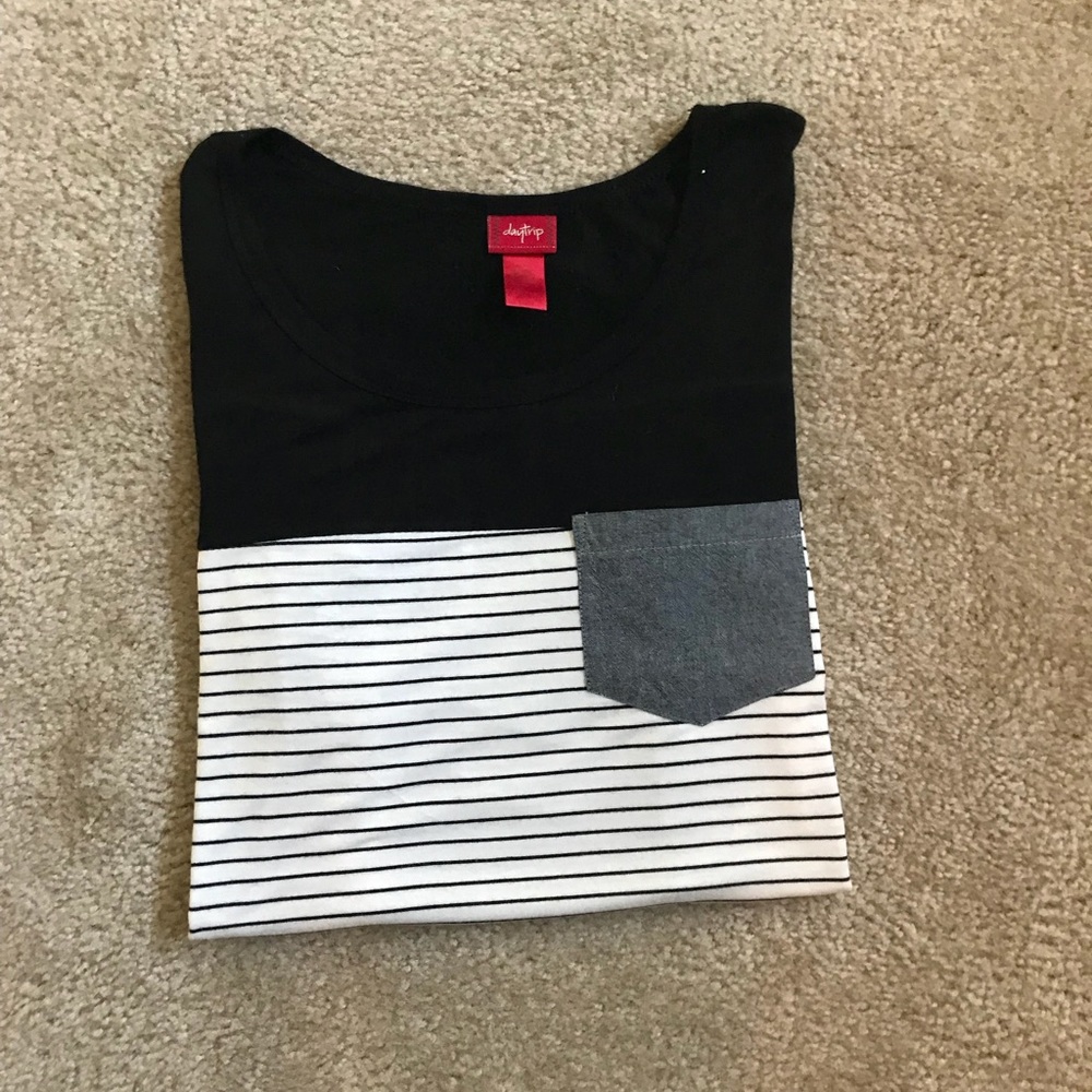 Labor Day Closet Clean Out - Buckle Daytrip Top